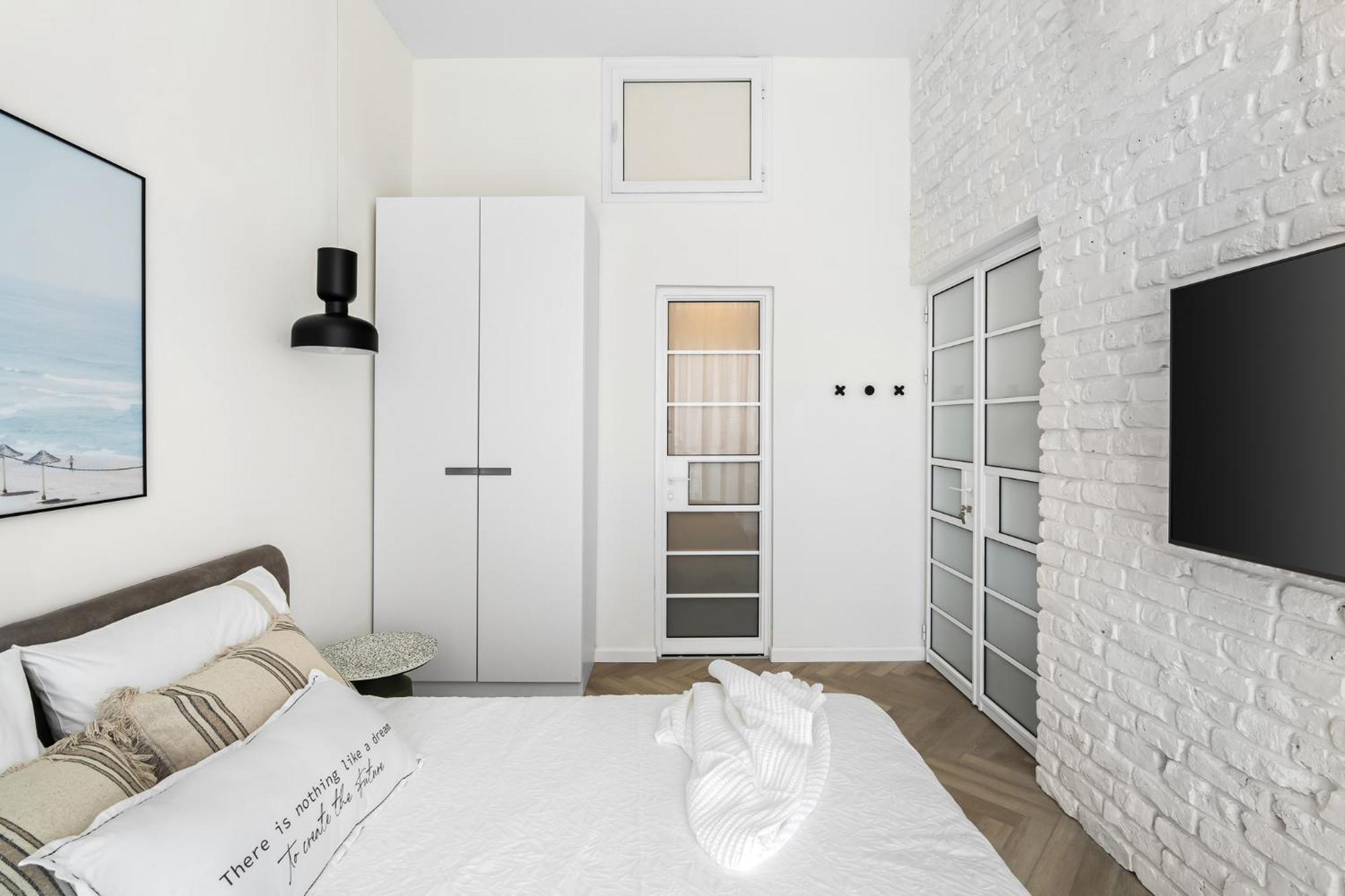 Sunsets Paradise 2Br With Parking By Beachfront Stay Herzelia Eksteriør billede